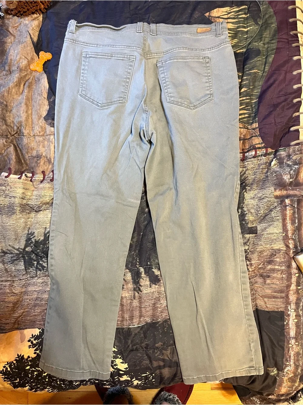 Gloria Vanderbilt Olive Green Straight-Leg Pants